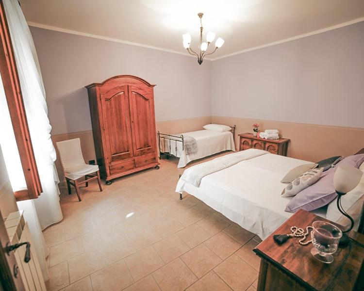 Palazzo Le Muse Apartments Bevagna Exterior photo